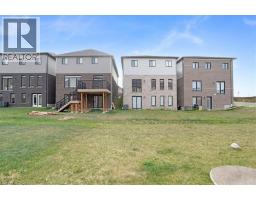 64 GRASSBOURNE Avenue - 41