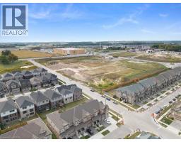 64 GRASSBOURNE Avenue - 45