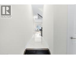 64 GRASSBOURNE Avenue - 6