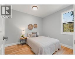 8 TALBOT Street - 21