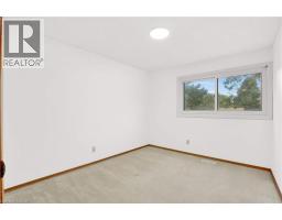 315 WESTHEIGHTS Drive - 29