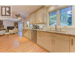 299 HIAWATHA Drive - 19