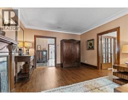 134 CLAREMONT Avenue - 9