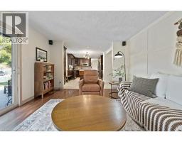 11 PACIFIC Court - 16