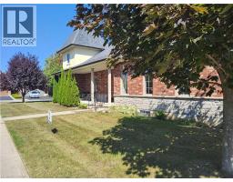 56 KELLY Drive - 3