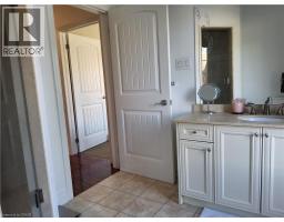 56 KELLY Drive - 30