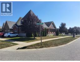 56 KELLY Drive - 46