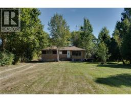 2795 VICTORIA Street N - 2
