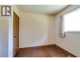 2795 VICTORIA Street N - 20