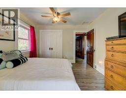 207 HEDLEY Street - 2