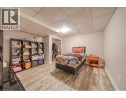 248 VANSITTART Avenue - 35
