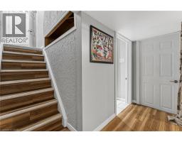 27 LOCKE Avenue - 23