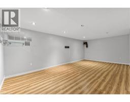 27 LOCKE Avenue - 25