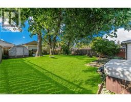 27 LOCKE Avenue - 35