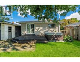 27 LOCKE Avenue - 39