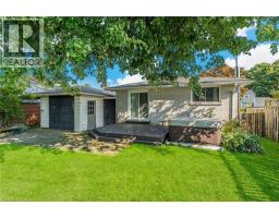 27 LOCKE Avenue - 40