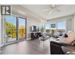 237 KING Street W UnitNo. 703 - 1