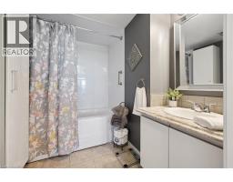 237 KING Street W UnitNo. 703 - 28