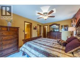 21 MCDOWELL Road W - 24