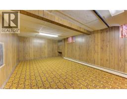 48 EAST Avenue - 32