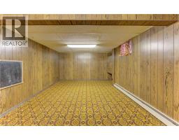 48 EAST Avenue - 33