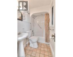 44 ELLEN Street E - 17