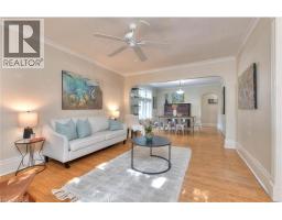 44 ELLEN Street E - 9