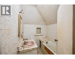 4487 HIGHWAY 6 S - 48