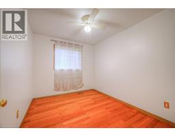 270 DOLPH Street N - 15