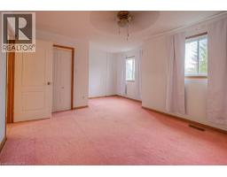 270 DOLPH Street N - 19