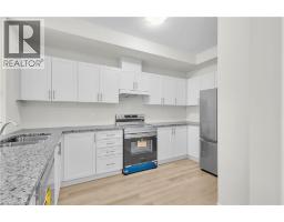 677 PARK Road N UnitNo. 147 - 13