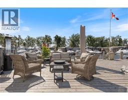 92 CLUBHOUSE Road UnitNo. 7 - 4