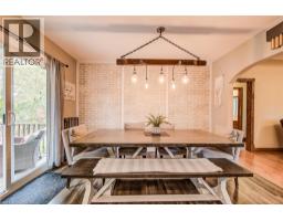 1105 QUEENS BUSH Road - 10