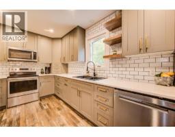 1105 QUEENS BUSH Road - 12