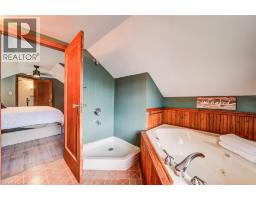 1105 QUEENS BUSH Road - 30