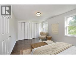 16 HUNGERFORD Road - 16