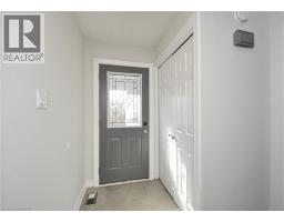 16 HUNGERFORD Road - 4