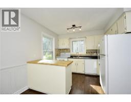 16 HUNGERFORD Road - 6