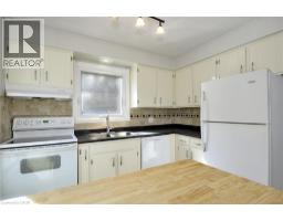 16 HUNGERFORD Road - 7