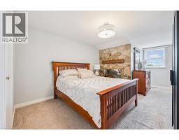 747 FAIRWAY Court - 17