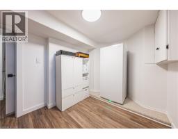 35 COWAN Boulevard - 36