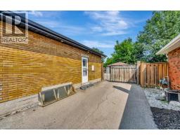 56 STEWART Avenue - 47