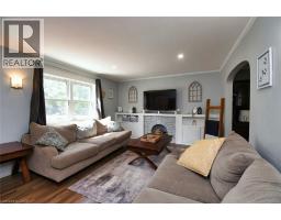 326 DARLING Street - 4