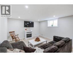 14 REEVES Road - 20
