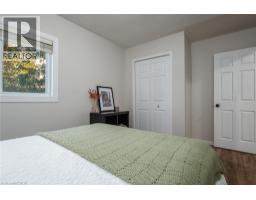 211 VERONICA Drive UnitNo. 11 - 21