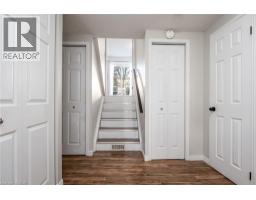 211 VERONICA Drive UnitNo. 11 - 27