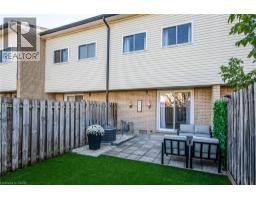 211 VERONICA Drive UnitNo. 11 - 36