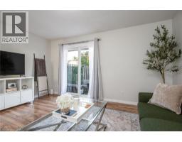 211 VERONICA Drive UnitNo. 11 - 7