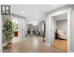 16 SEIFERT Court - 32