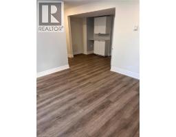 100 LAURIS Avenue - 14